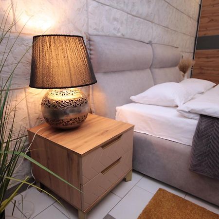 Inn Home Apartments In Kiev Center エクステリア 写真