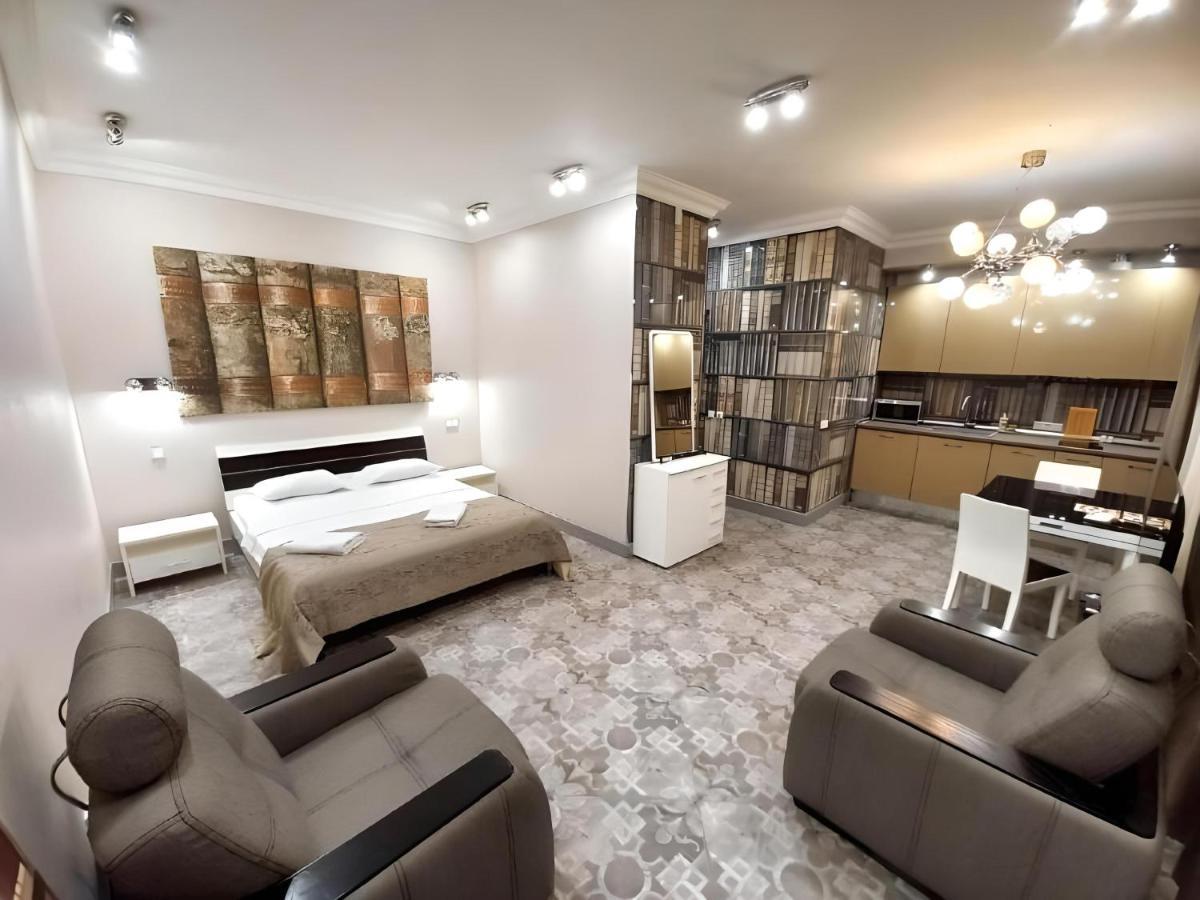 Inn Home Apartments In Kiev Center エクステリア 写真