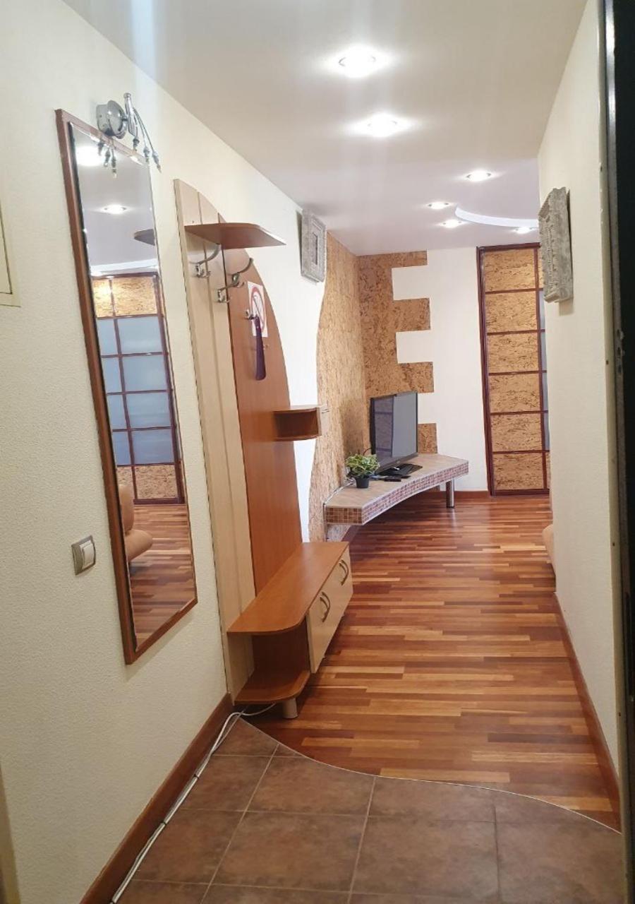 Inn Home Apartments In Kiev Center エクステリア 写真