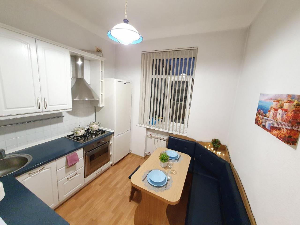 Inn Home Apartments In Kiev Center エクステリア 写真