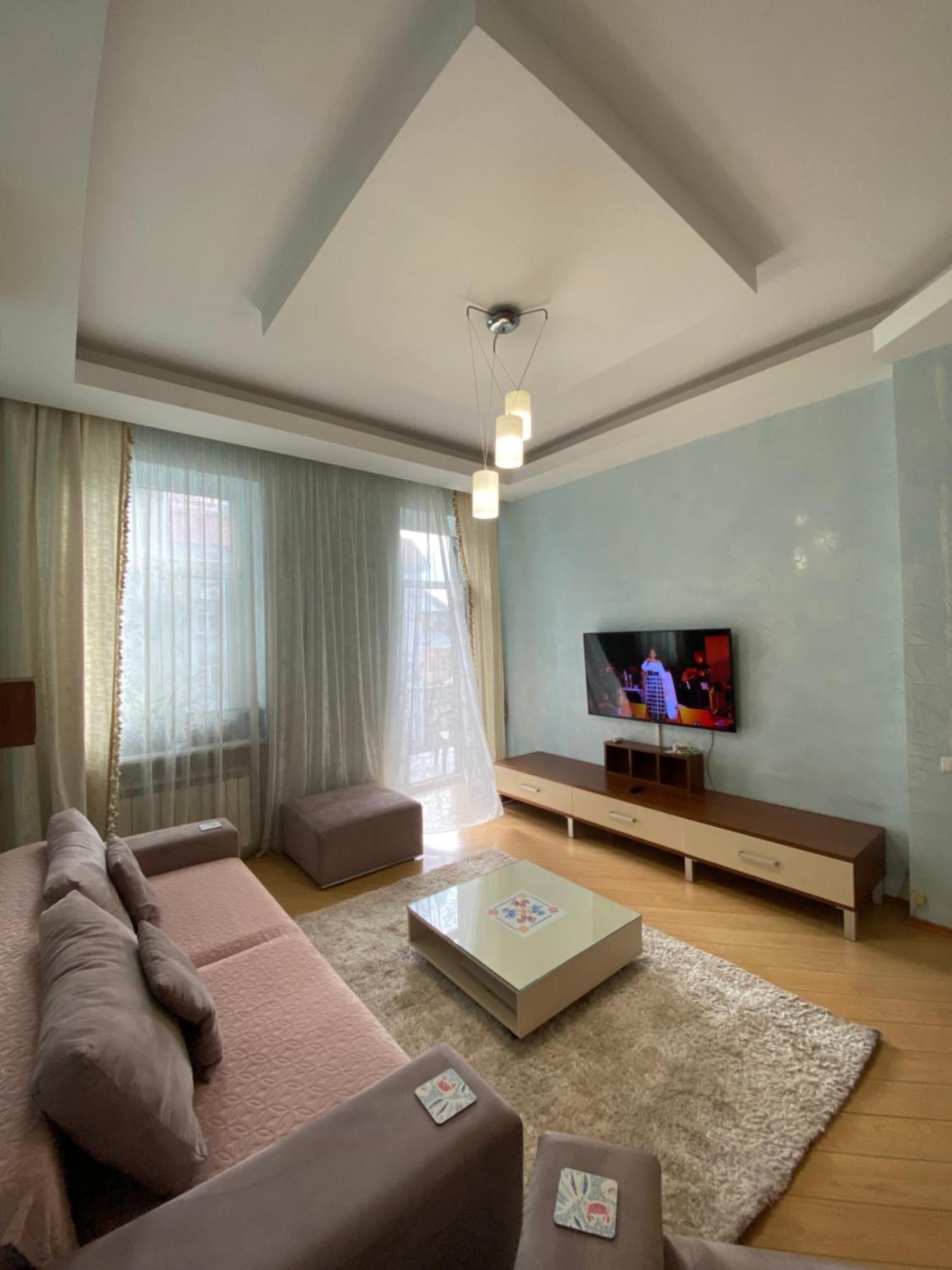 Inn Home Apartments In Kiev Center エクステリア 写真
