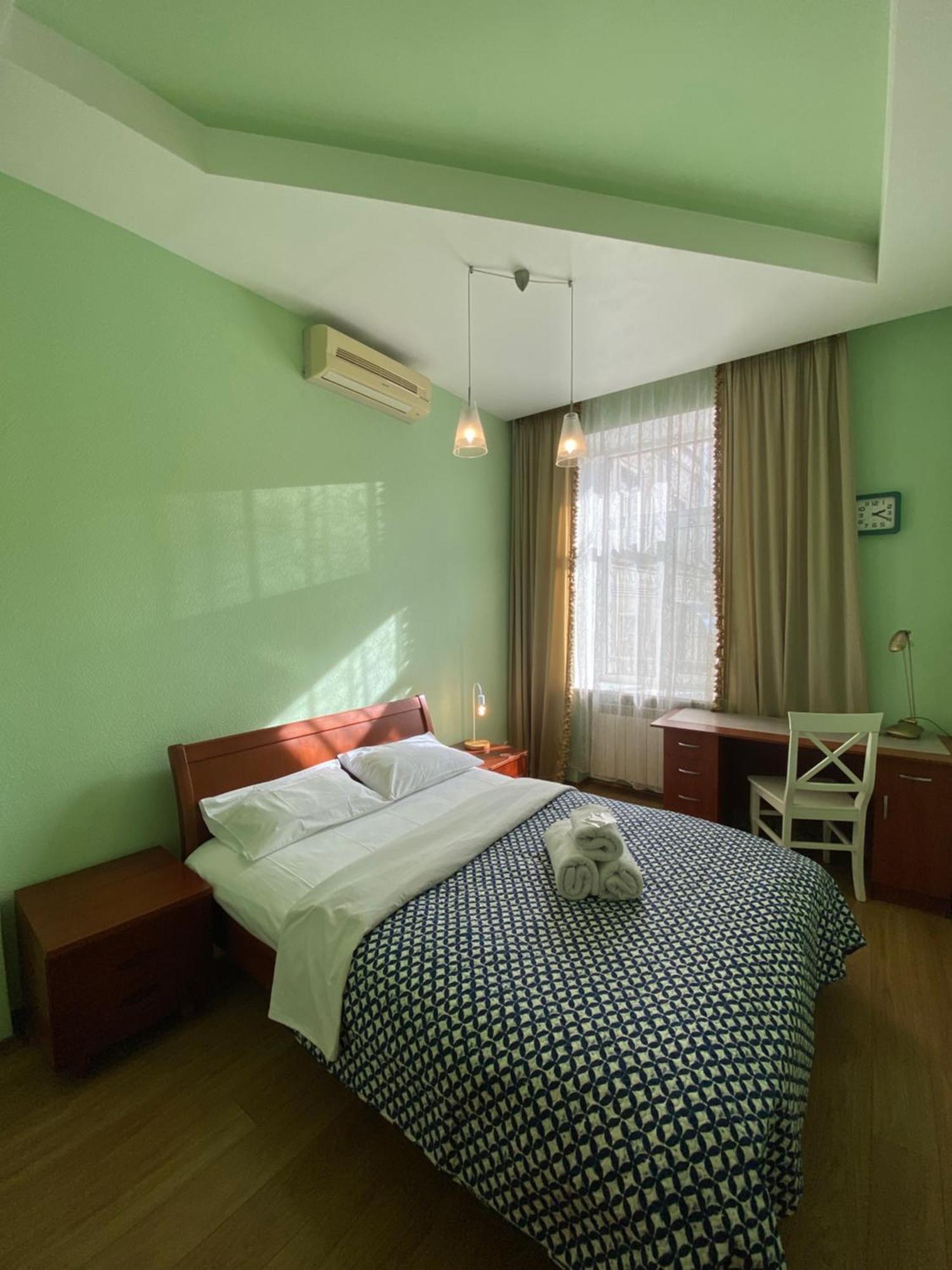 Inn Home Apartments In Kiev Center エクステリア 写真