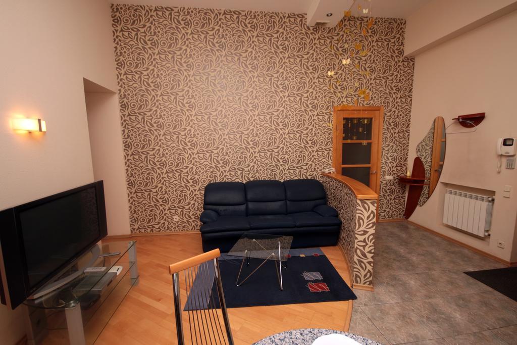 Inn Home Apartments In Kiev Center エクステリア 写真