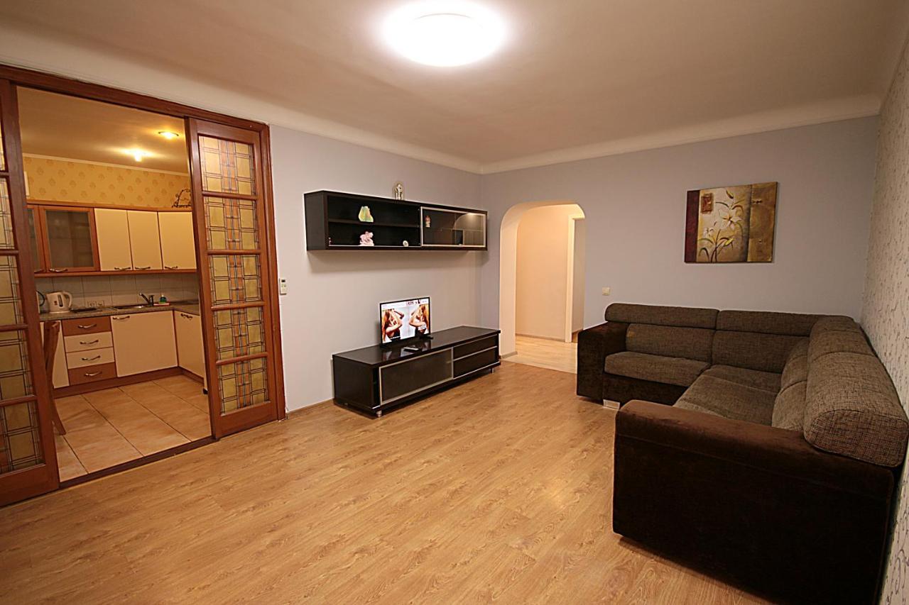 Inn Home Apartments In Kiev Center エクステリア 写真