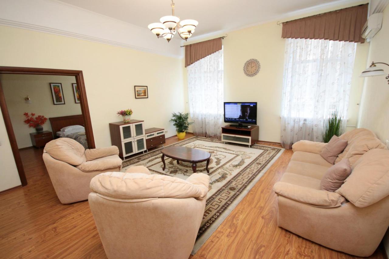 Inn Home Apartments In Kiev Center エクステリア 写真